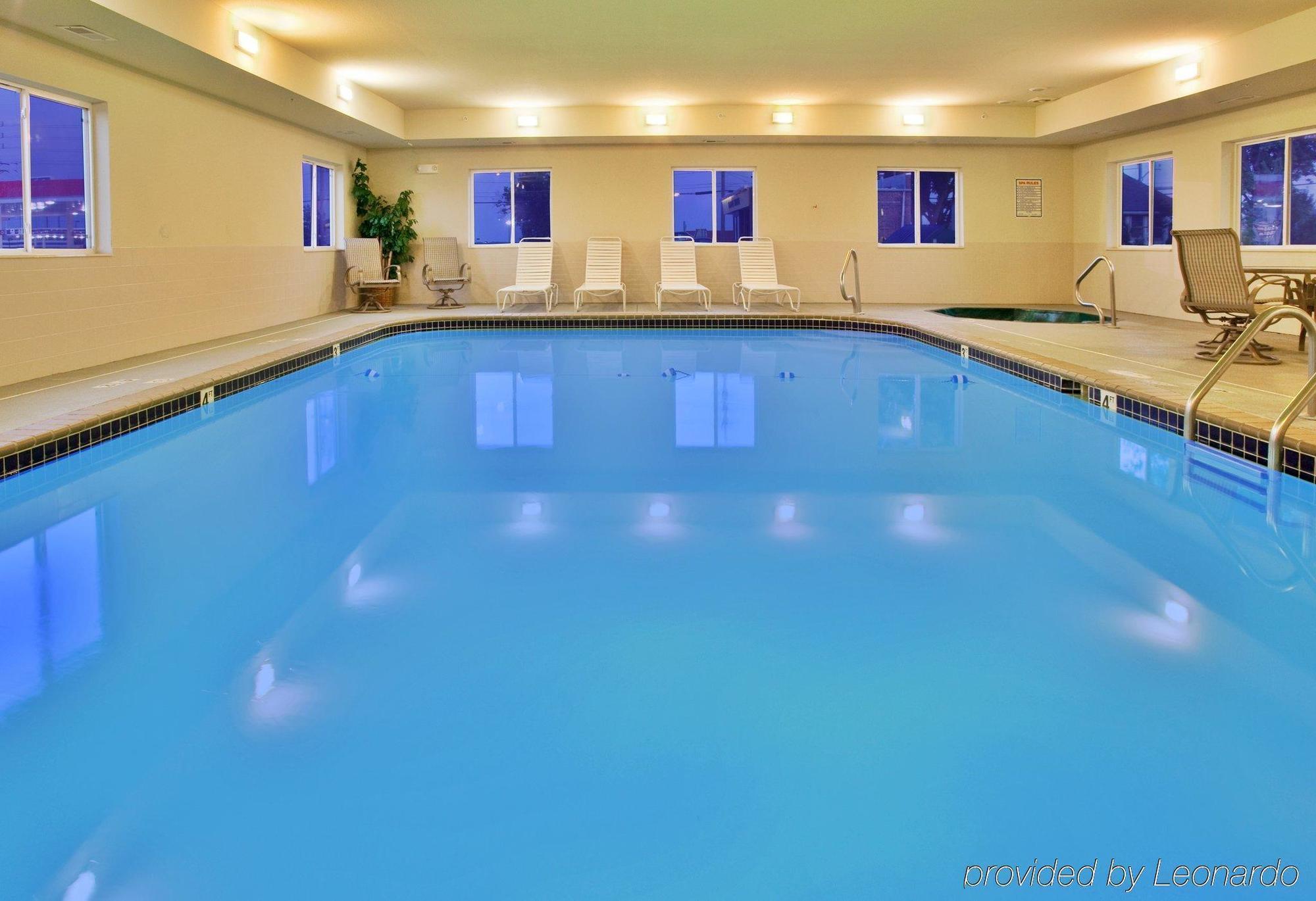 Holiday Inn Express Warrenton By Ihg Dış mekan fotoğraf