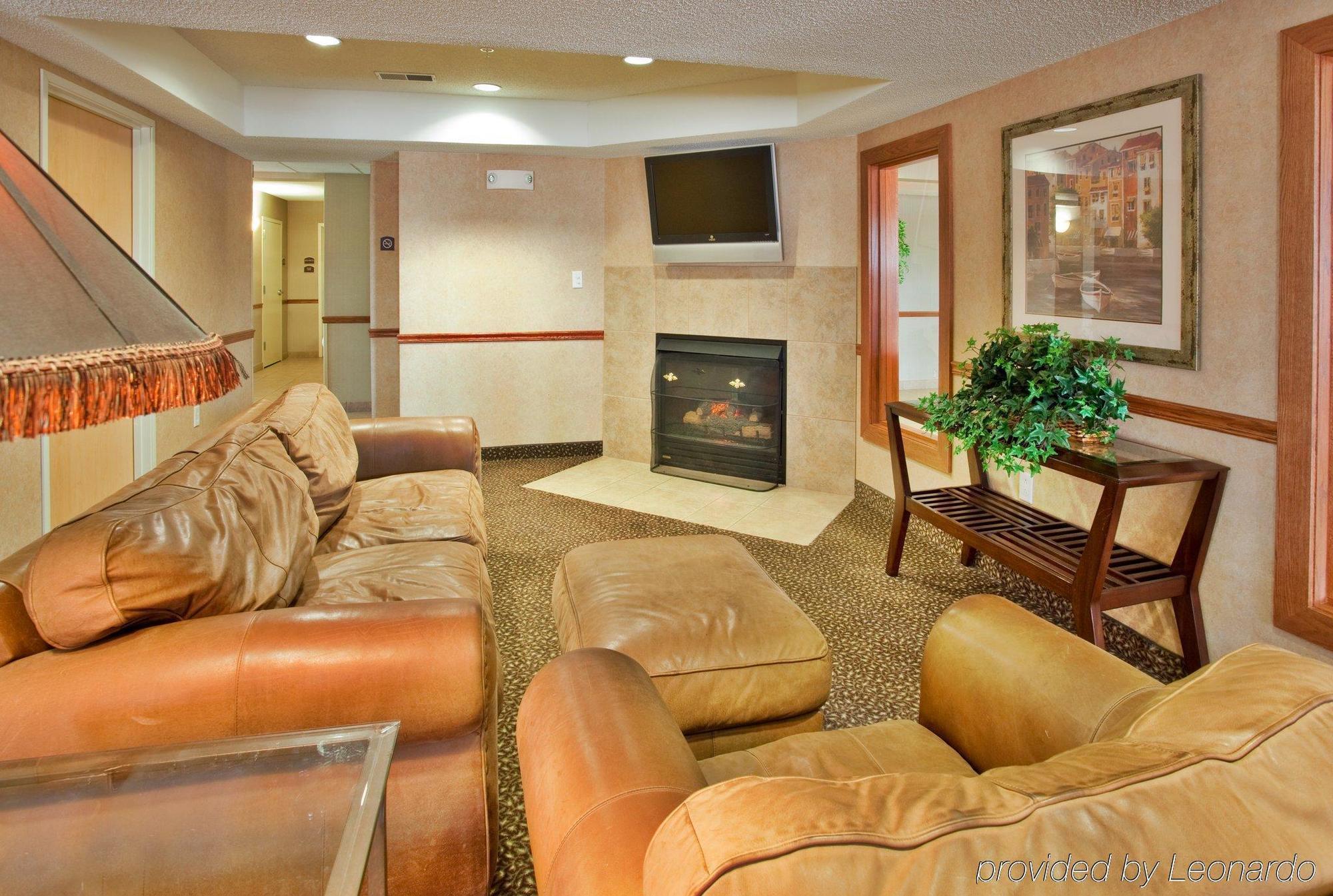 Holiday Inn Express Warrenton By Ihg Oda fotoğraf