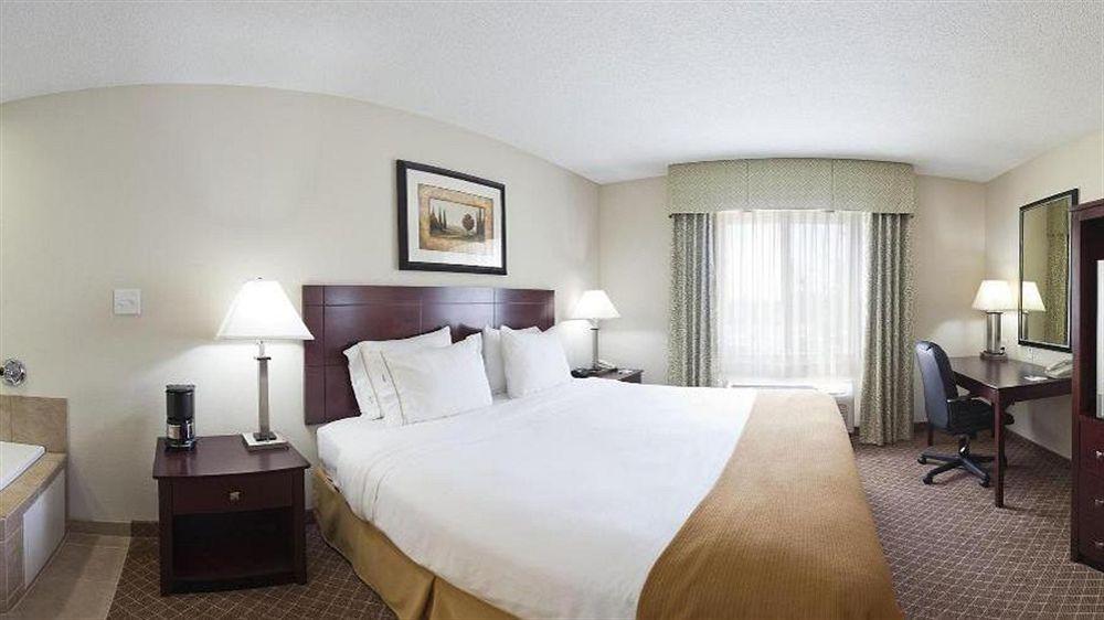Holiday Inn Express Warrenton By Ihg Dış mekan fotoğraf
