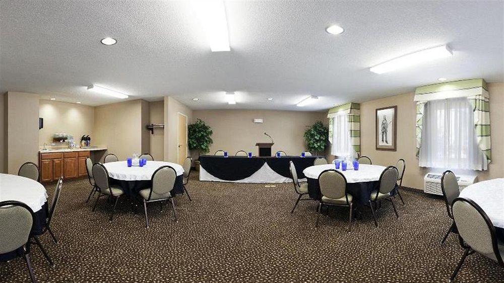 Holiday Inn Express Warrenton By Ihg Dış mekan fotoğraf
