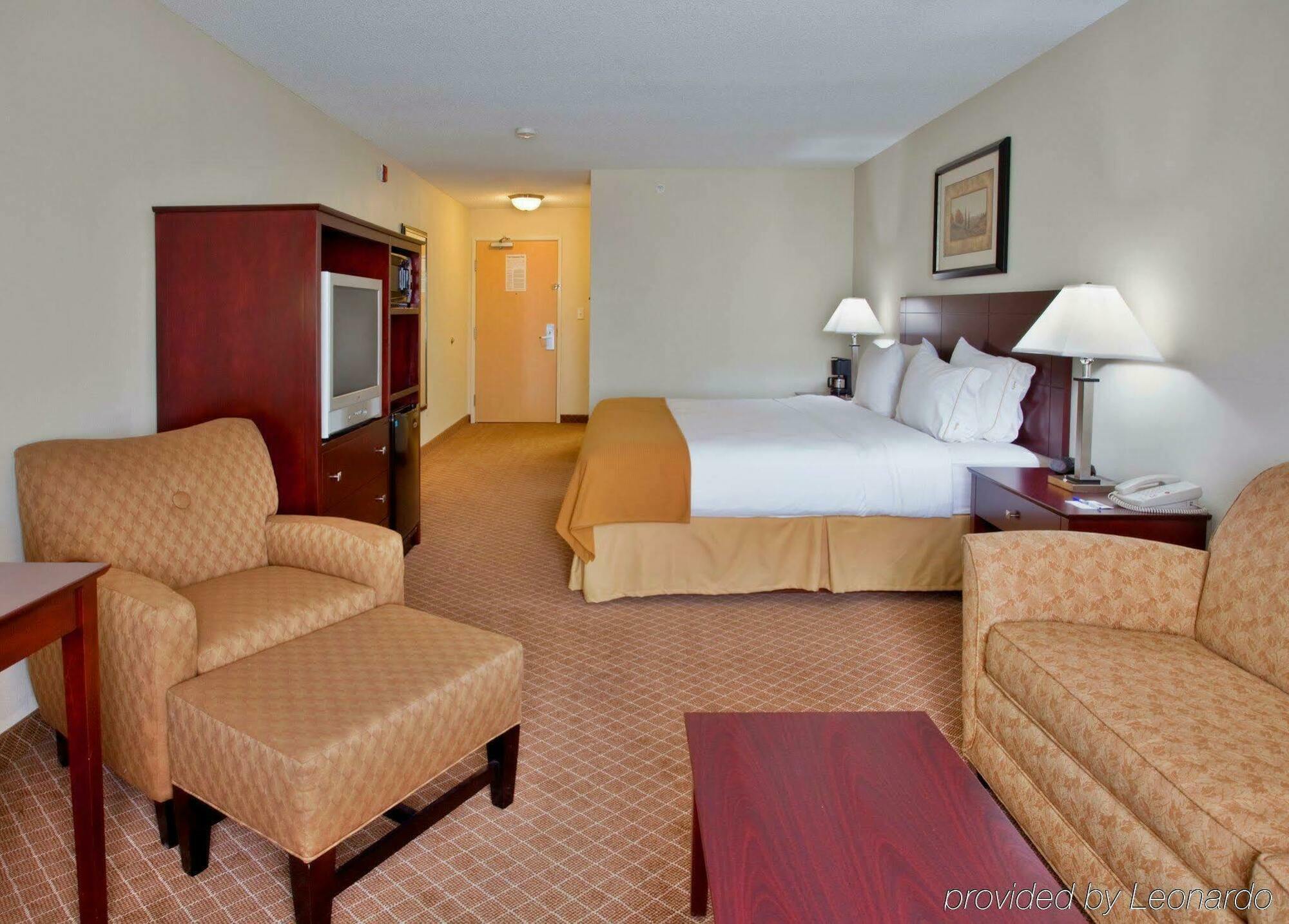 Holiday Inn Express Warrenton By Ihg Dış mekan fotoğraf